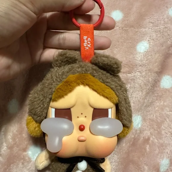 Authenic cry baby Love makes us cry - Picture 2 of 5